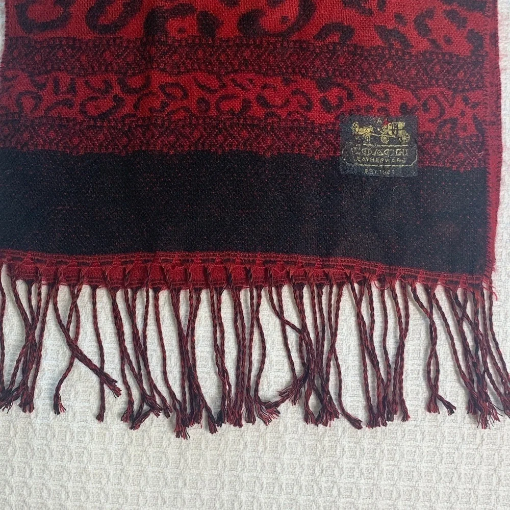 Coach red leapoard winter scarf - Picture 4 of 5